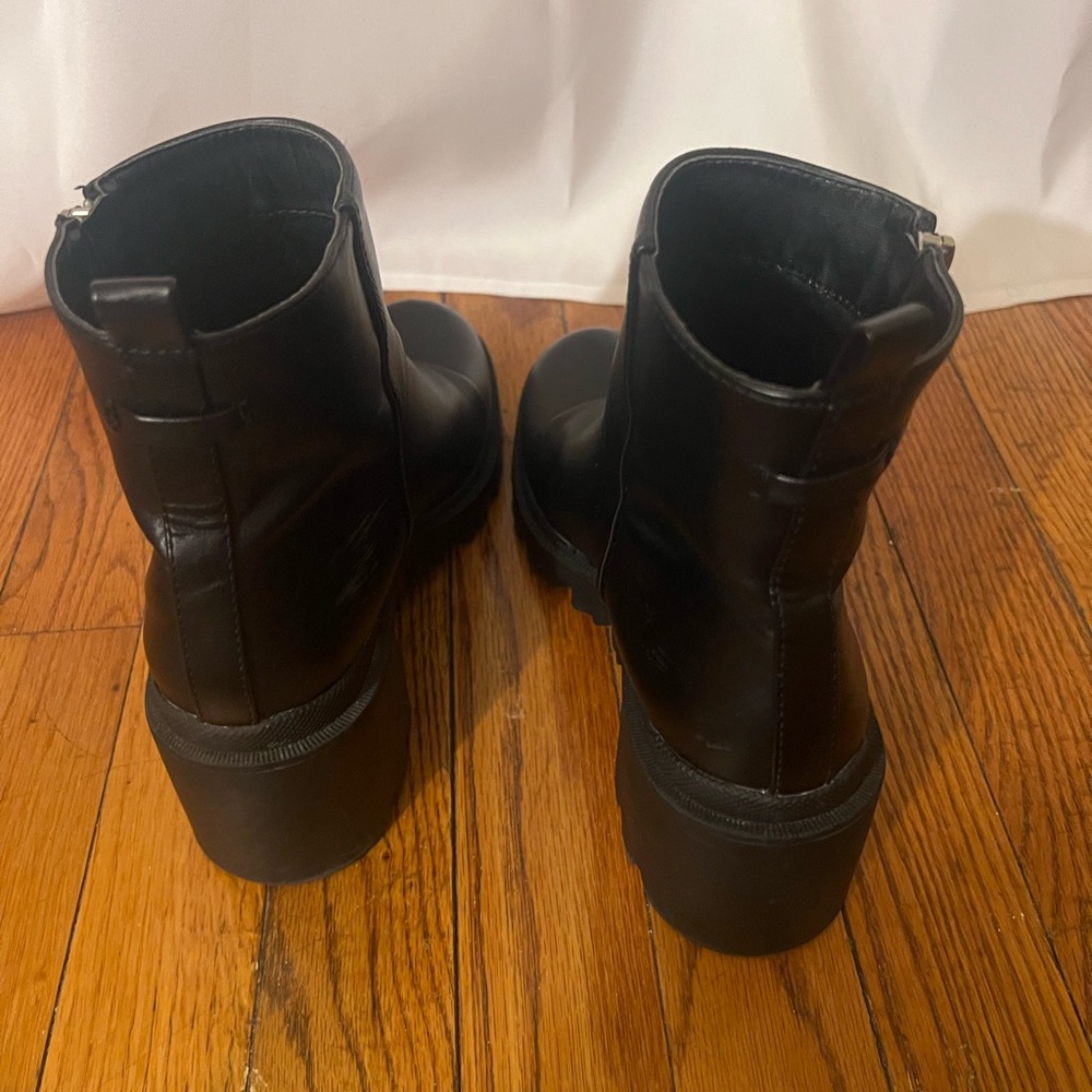 Shoe Dazzle Black Ankle Boots